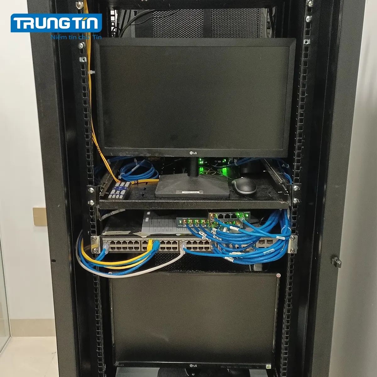 Triển khai hệ thống IT tổng thể cho Văn phòng Luật