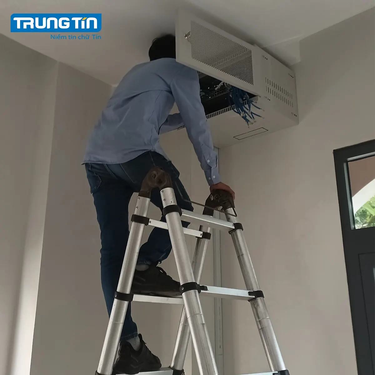 Triển khai hệ thống IT tổng thể cho Văn phòng Luật